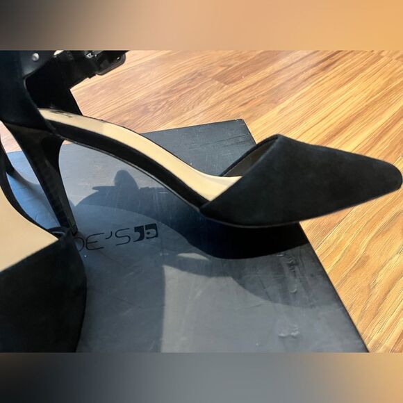 Joes Jeans Betty Ankle Strap Zip Back heels black suede studded leather size 7 - Picture 13 of 16